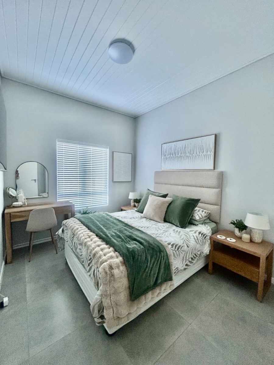 2 Bedroom Property for Sale in Kleinbaai Western Cape